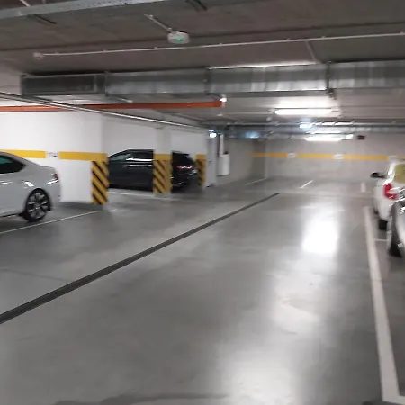 Spectrum Super Vip Free Parking Danzig Exterior foto